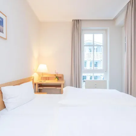 Apartment Gemuetliche Im Seepark Mit Balkon Sellin (Rugen)